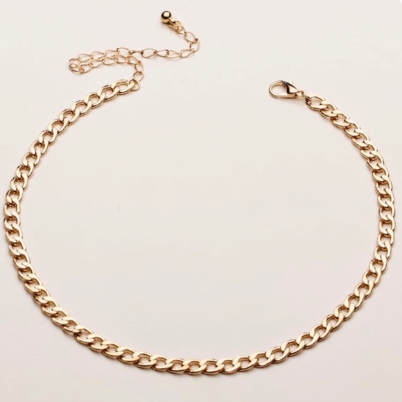 ✨✨Dainty Cuban Gold Choker  ✨✨ - Picture 2 of 5